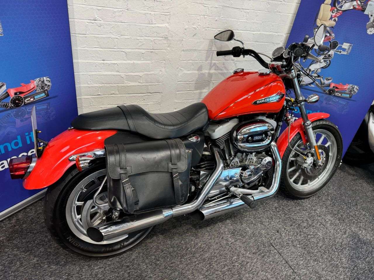 2004 HARLEY-DAVIDSON SPORTSTER 2004 HARLEY-DAVIDSON SPORTSTER