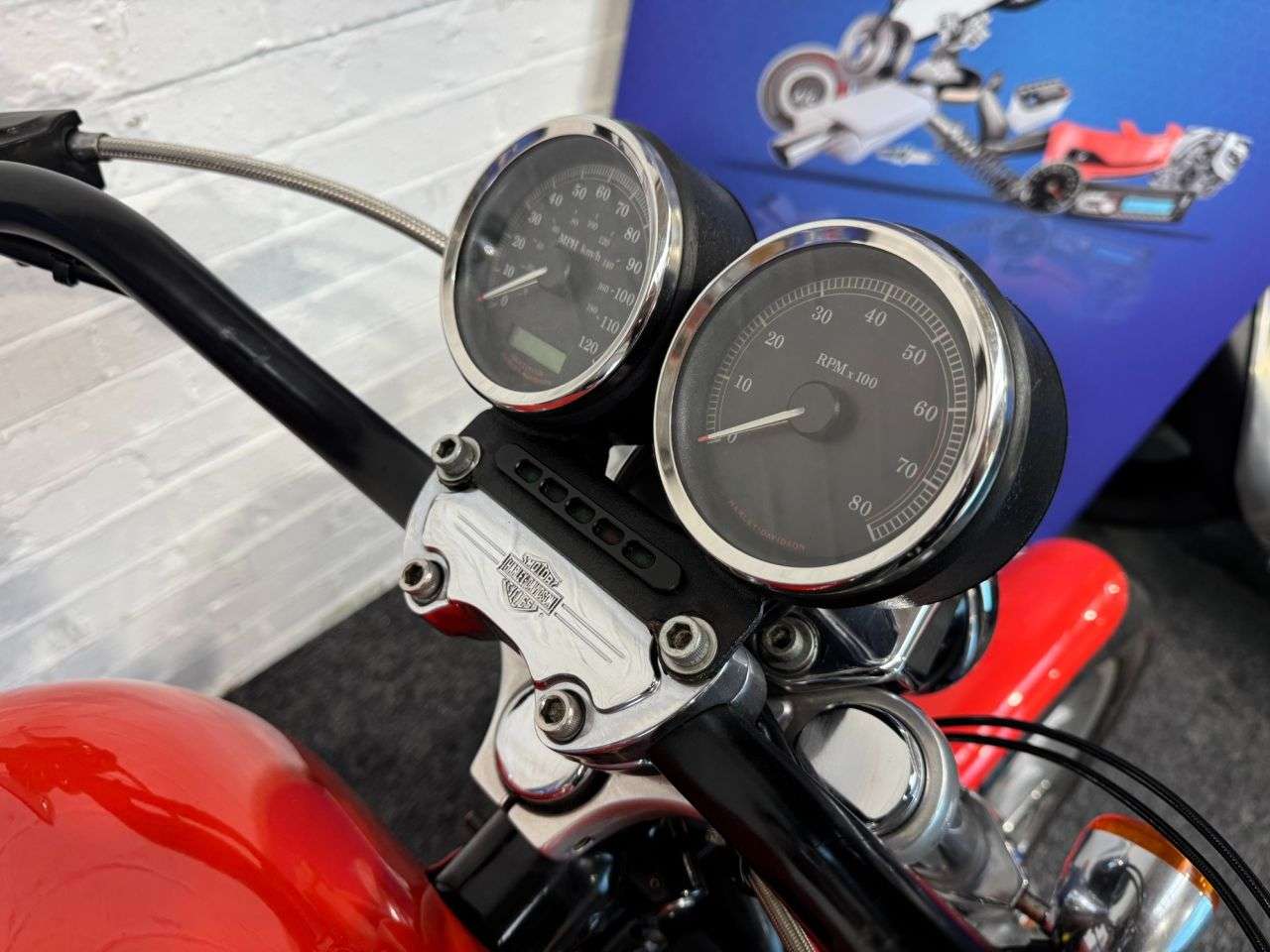 2004 HARLEY-DAVIDSON SPORTSTER 2004 HARLEY-DAVIDSON SPORTSTER