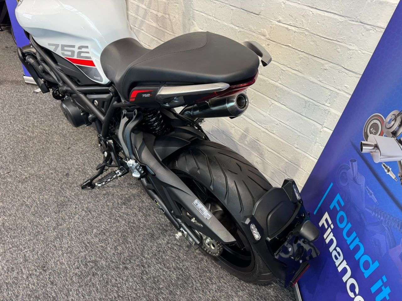 null BENELLI 752S null BENELLI 752S