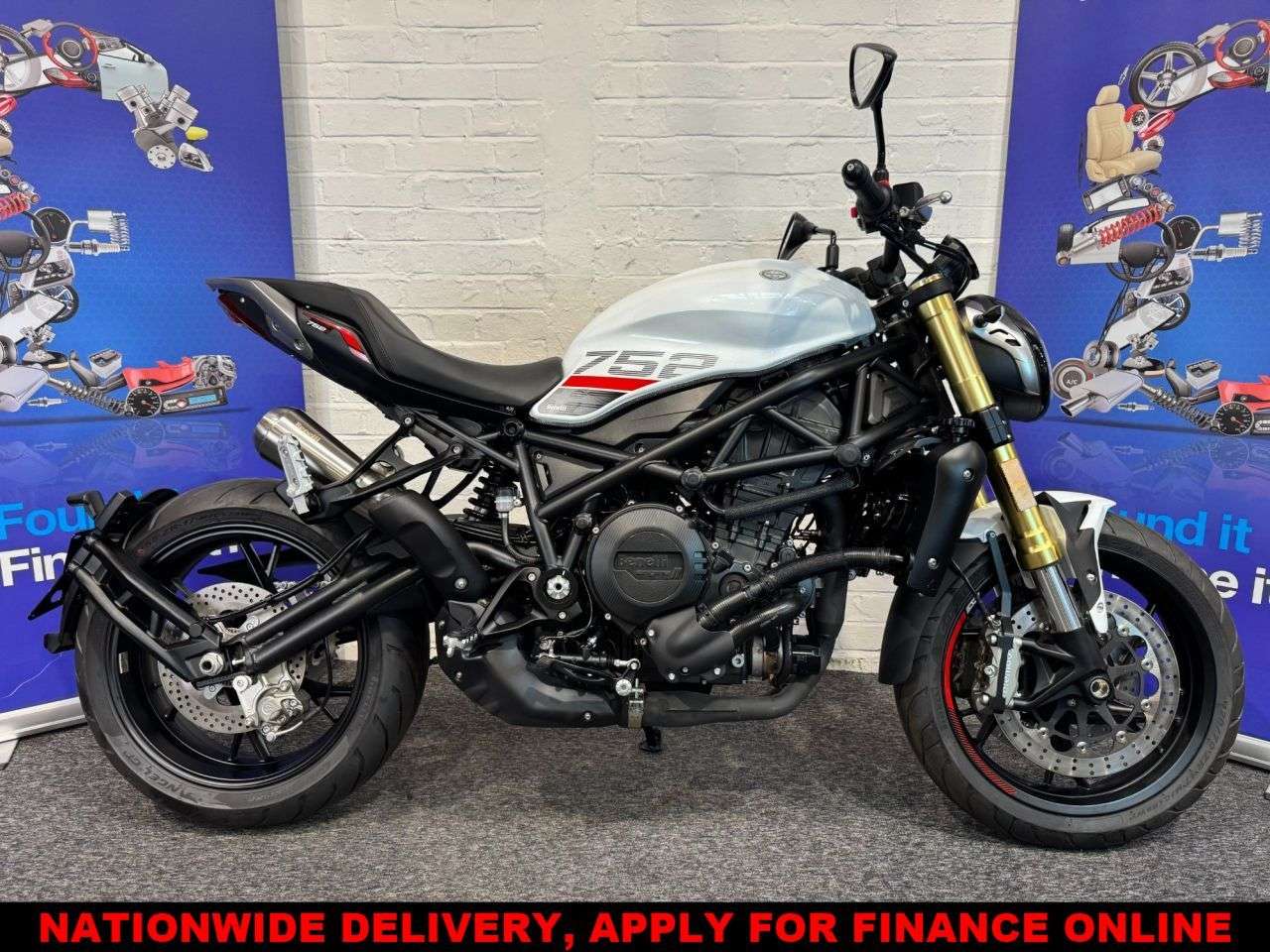 null BENELLI 752S null BENELLI 752S