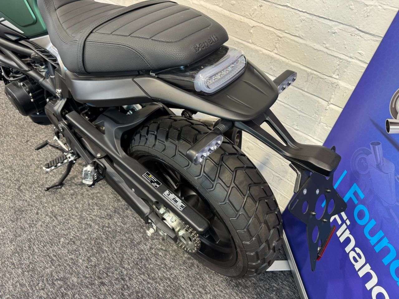 null BENELLI LEONCINO 800 null BENELLI LEONCINO 800