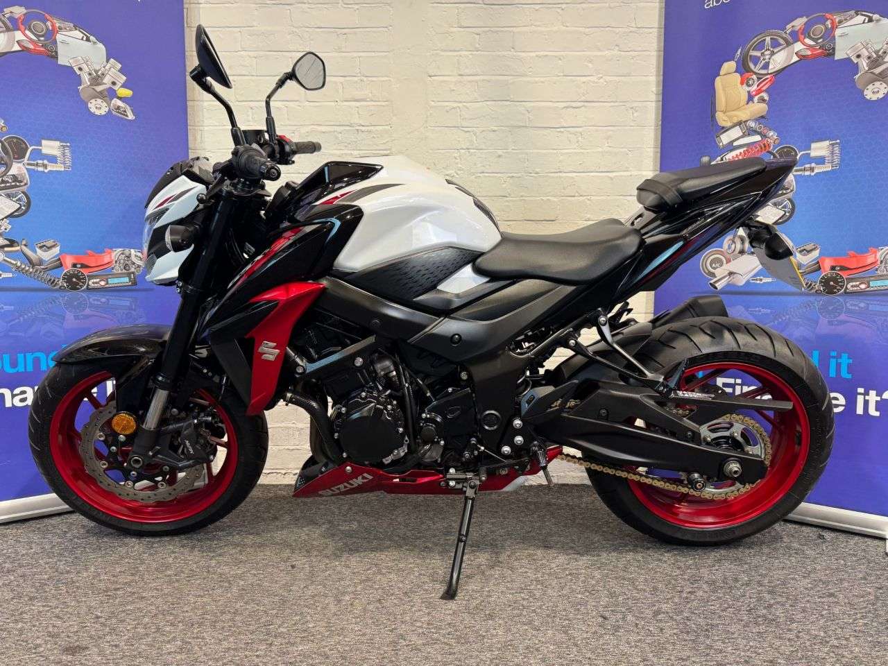 2020 SUZUKI GSX-S750 2020 SUZUKI GSX-S750