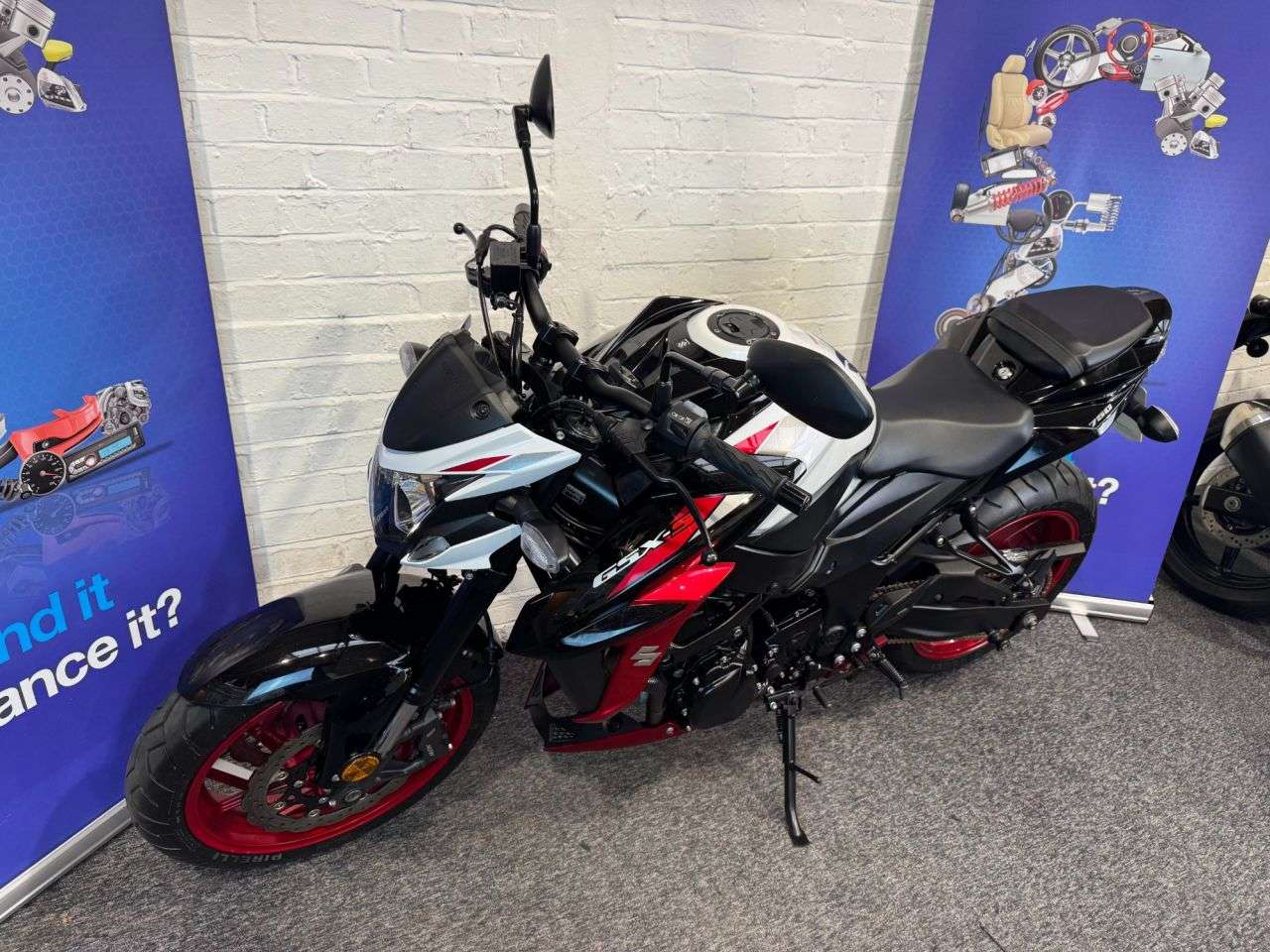 2020 SUZUKI GSX-S750 2020 SUZUKI GSX-S750