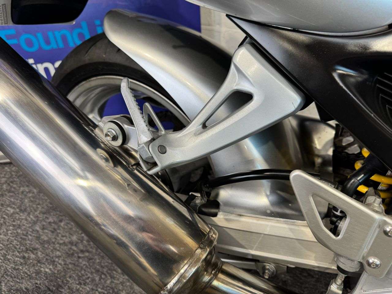 2002 SUZUKI SV650S 2002 SUZUKI SV650S