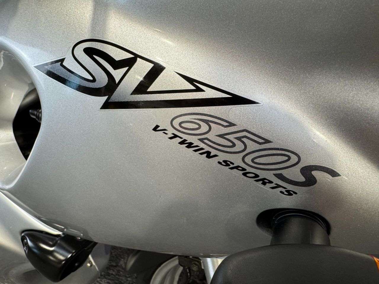 2002 SUZUKI SV650S 2002 SUZUKI SV650S