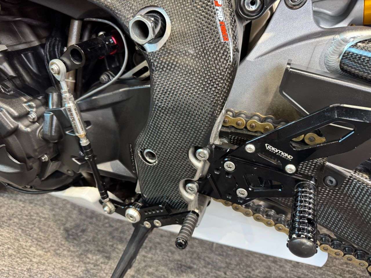 null HONDA CBR1000RR FIREBLADE null HONDA CBR1000RR FIREBLADE