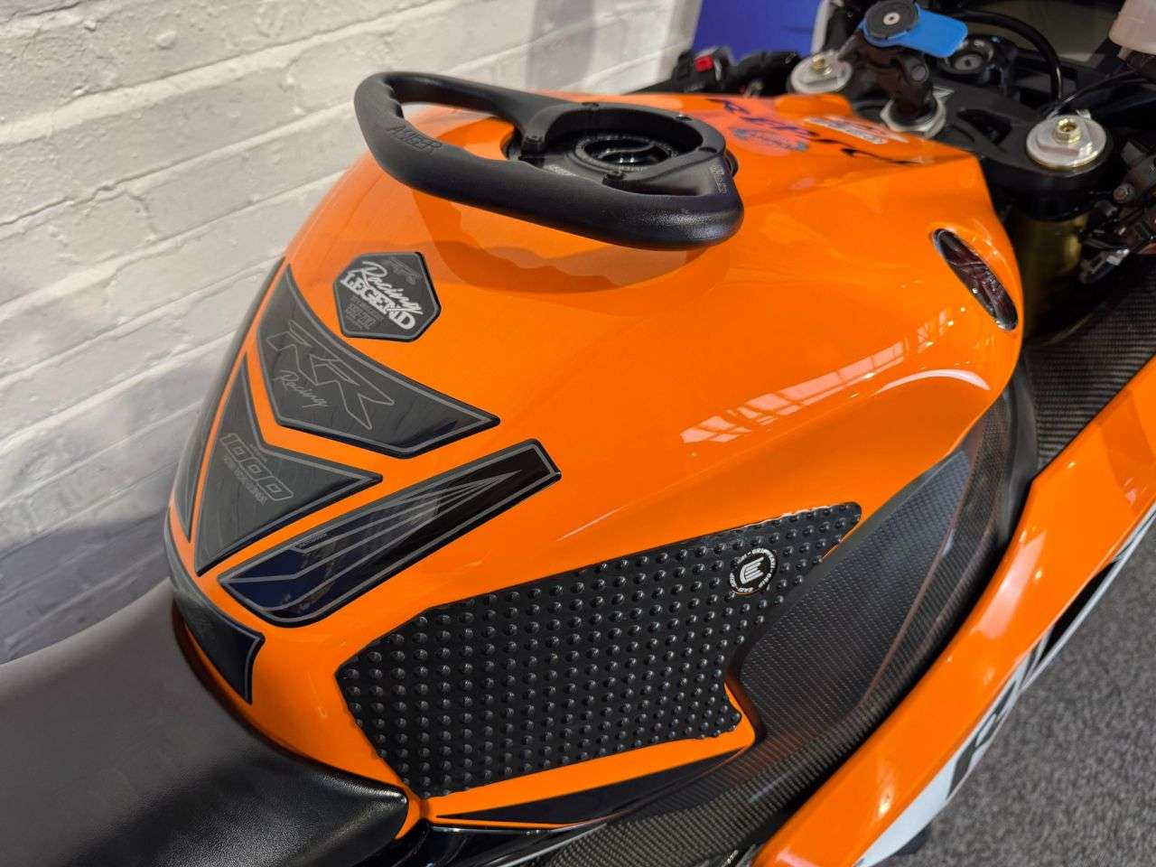 null HONDA CBR1000RR FIREBLADE null HONDA CBR1000RR FIREBLADE