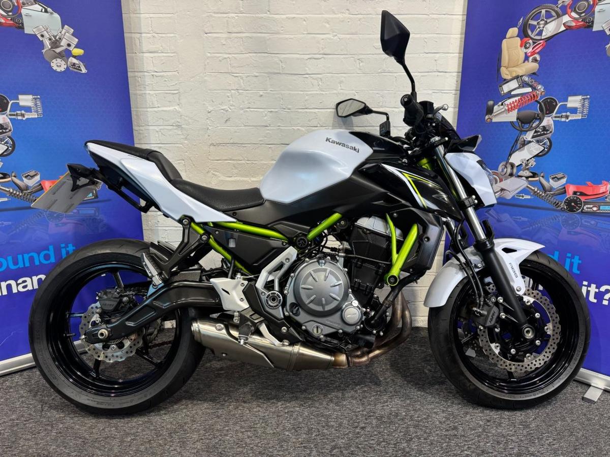 Check out this Kawasaki Z650 2017 Petrol Manual