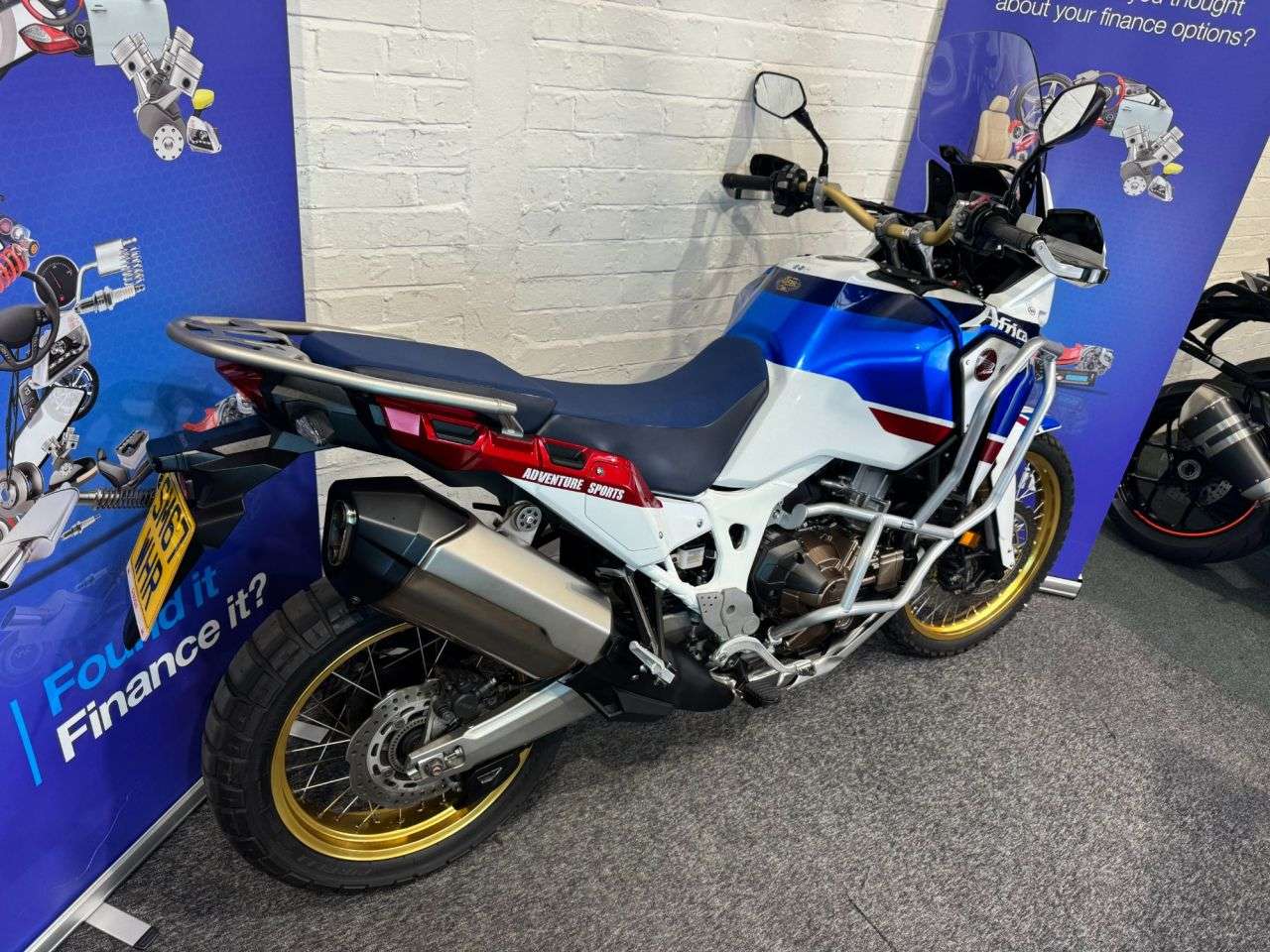 2018 HONDA CRF1000L AFRICA TWIN 2018 HONDA CRF1000L AFRICA TWIN