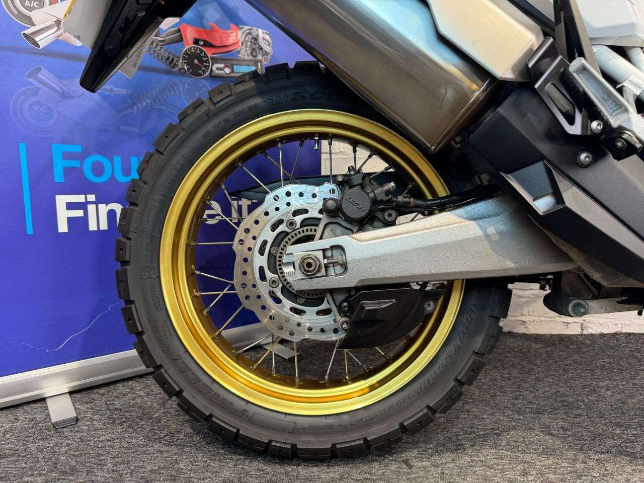 2018 HONDA CRF1000L AFRICA TWIN 2018 HONDA CRF1000L AFRICA TWIN