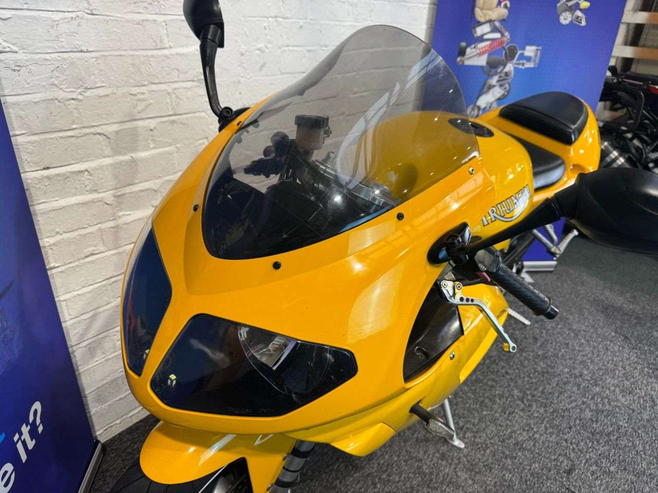 2007 TRIUMPH DAYTONA 955 2007 TRIUMPH DAYTONA 955