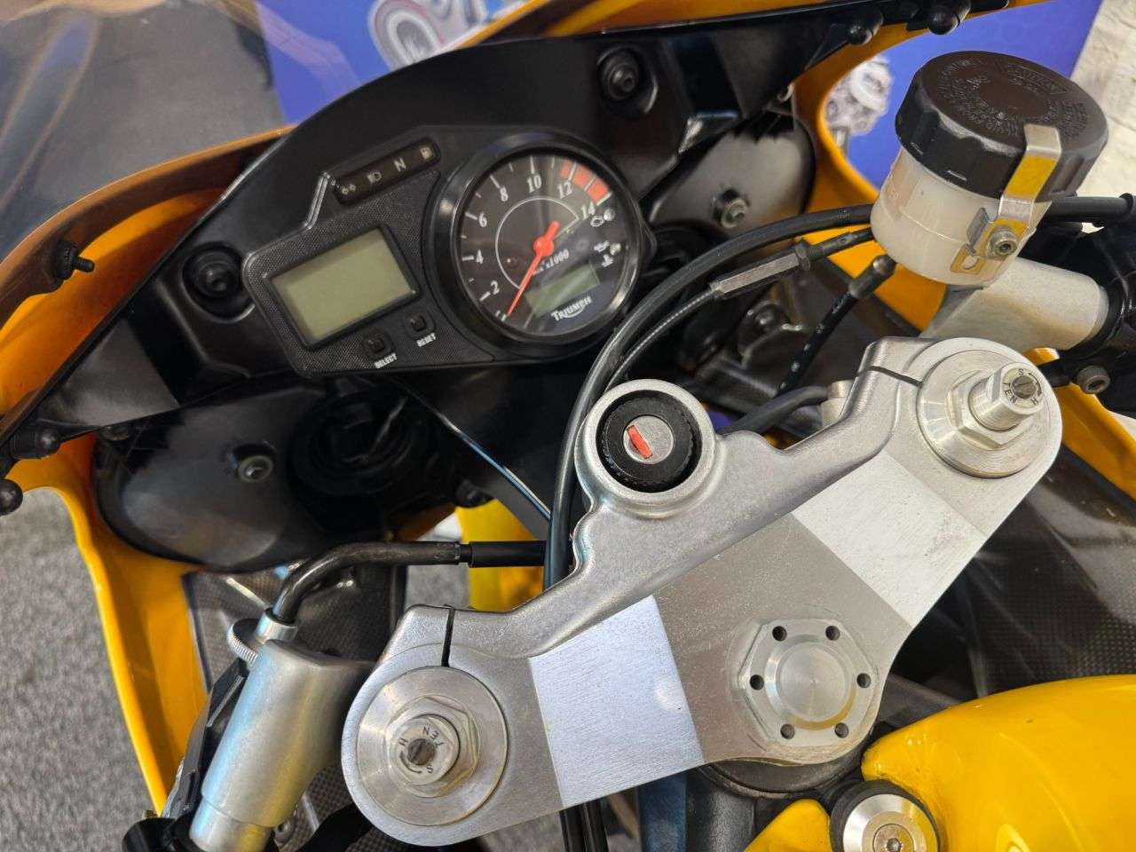 2007 TRIUMPH DAYTONA 955 2007 TRIUMPH DAYTONA 955