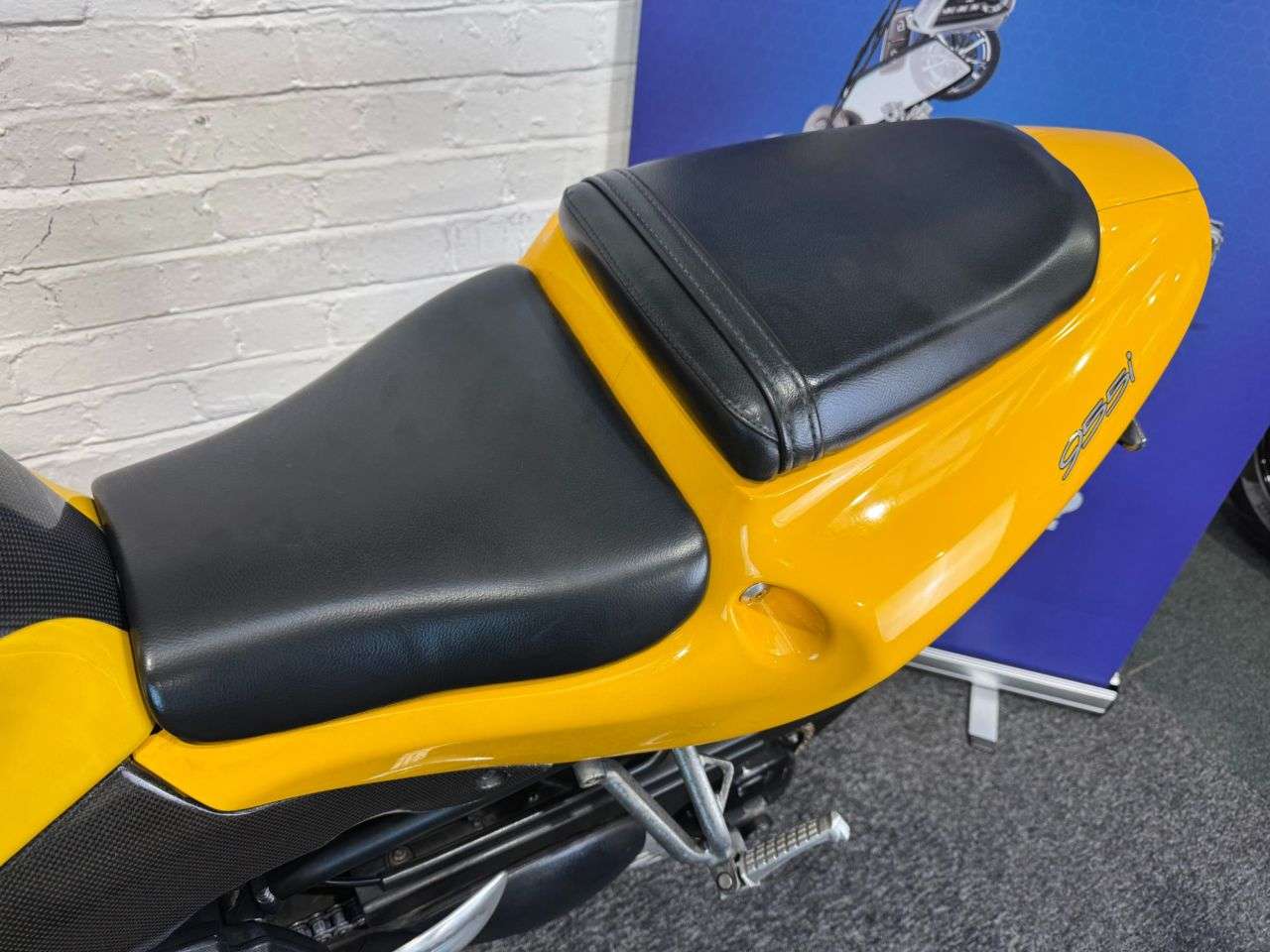 2007 TRIUMPH DAYTONA 955 2007 TRIUMPH DAYTONA 955