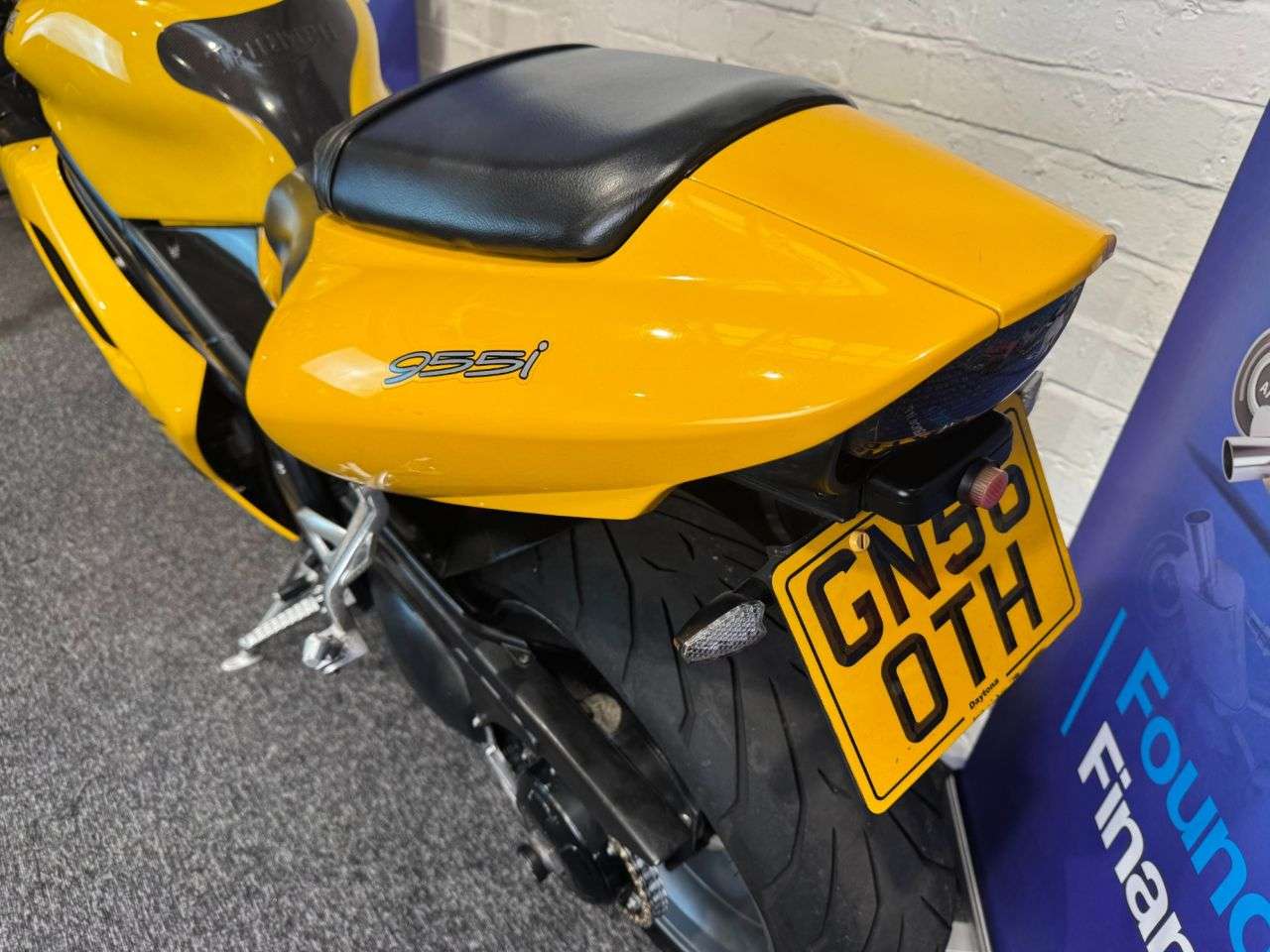 2007 TRIUMPH DAYTONA 955 2007 TRIUMPH DAYTONA 955