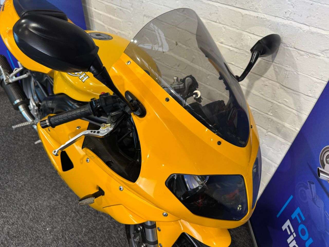 2007 TRIUMPH DAYTONA 955 2007 TRIUMPH DAYTONA 955