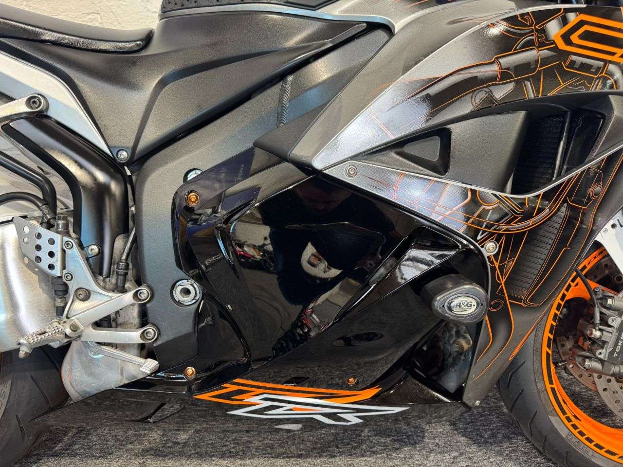 2011 HONDA CBR600RR 2011 HONDA CBR600RR