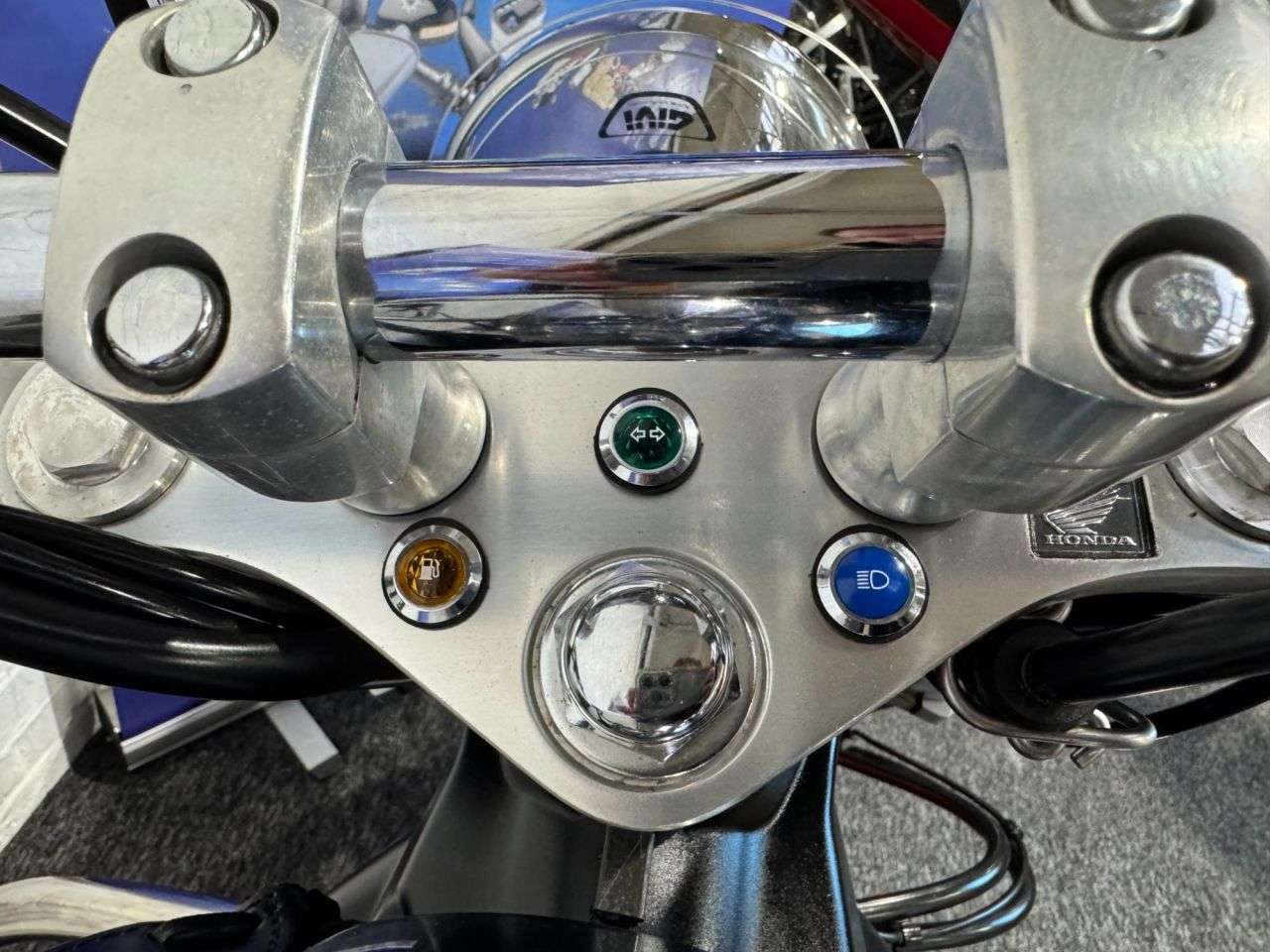 2011 HONDA VT750 2011 HONDA VT750