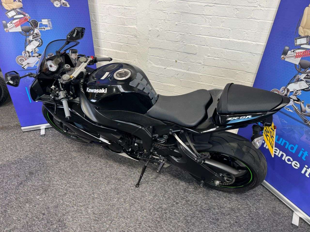 2012 KAWASAKI NINJA ZX-6R 2012 KAWASAKI NINJA ZX-6R