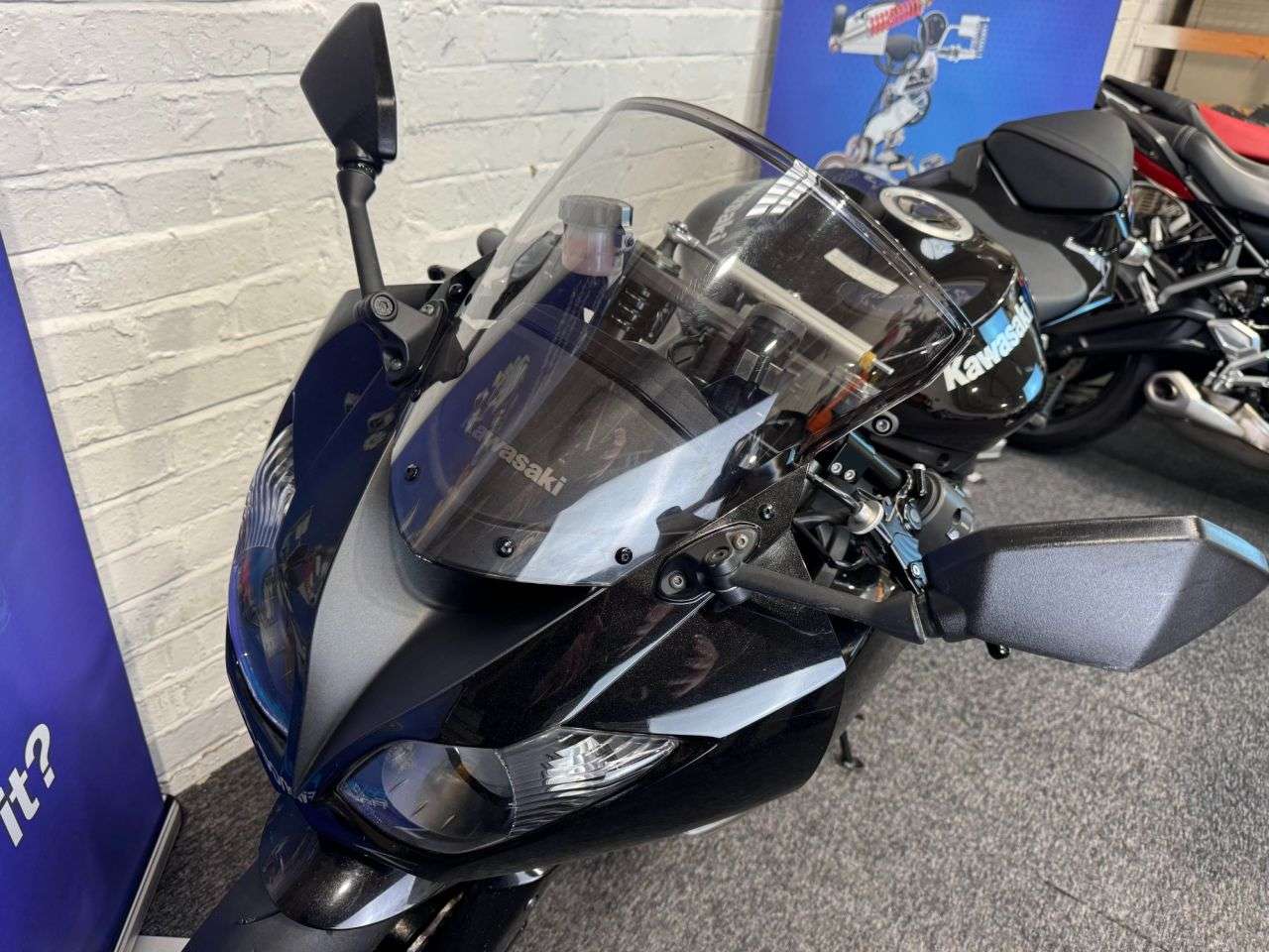 2012 KAWASAKI NINJA ZX-6R 2012 KAWASAKI NINJA ZX-6R