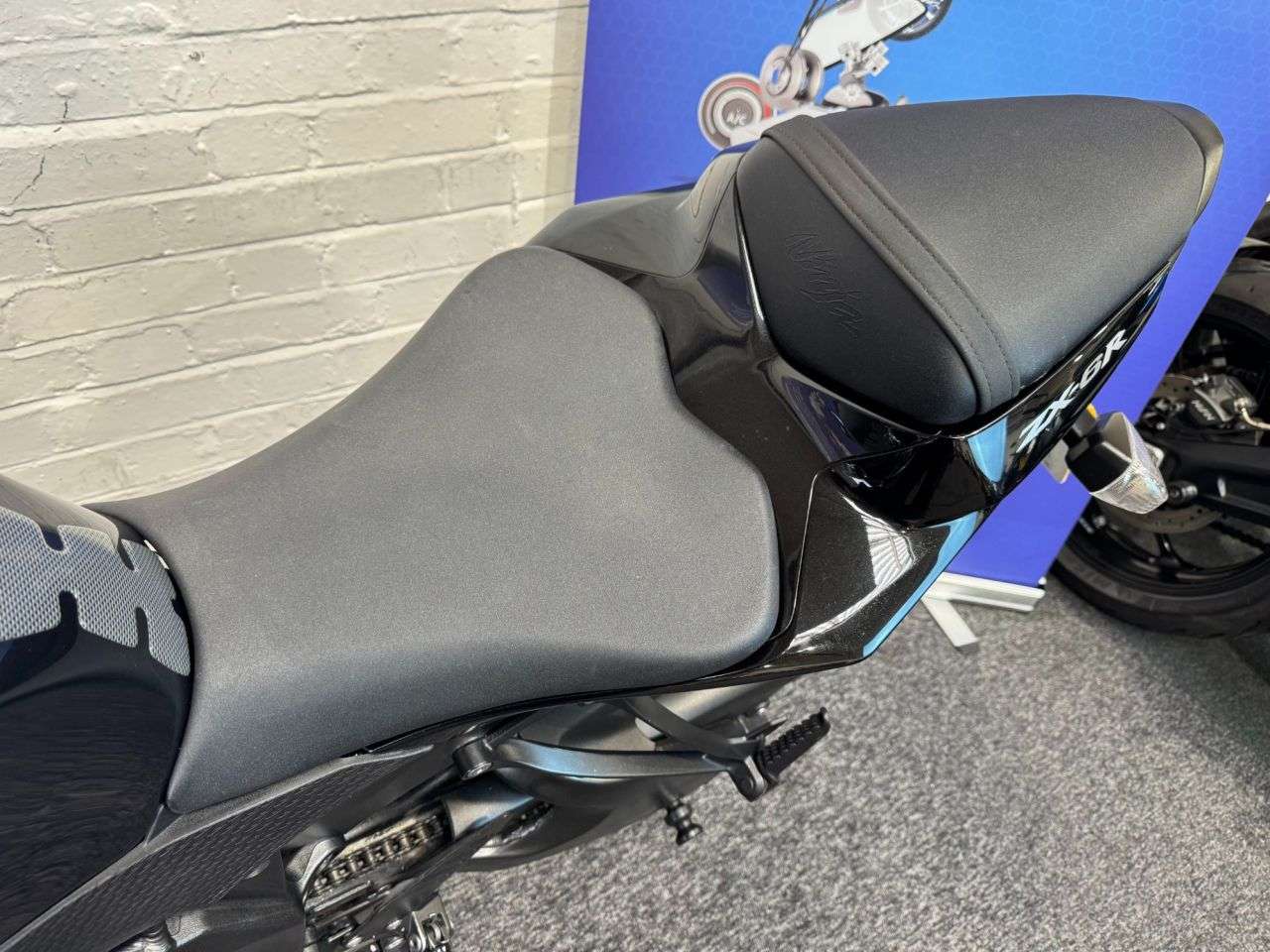 2012 KAWASAKI NINJA ZX-6R 2012 KAWASAKI NINJA ZX-6R