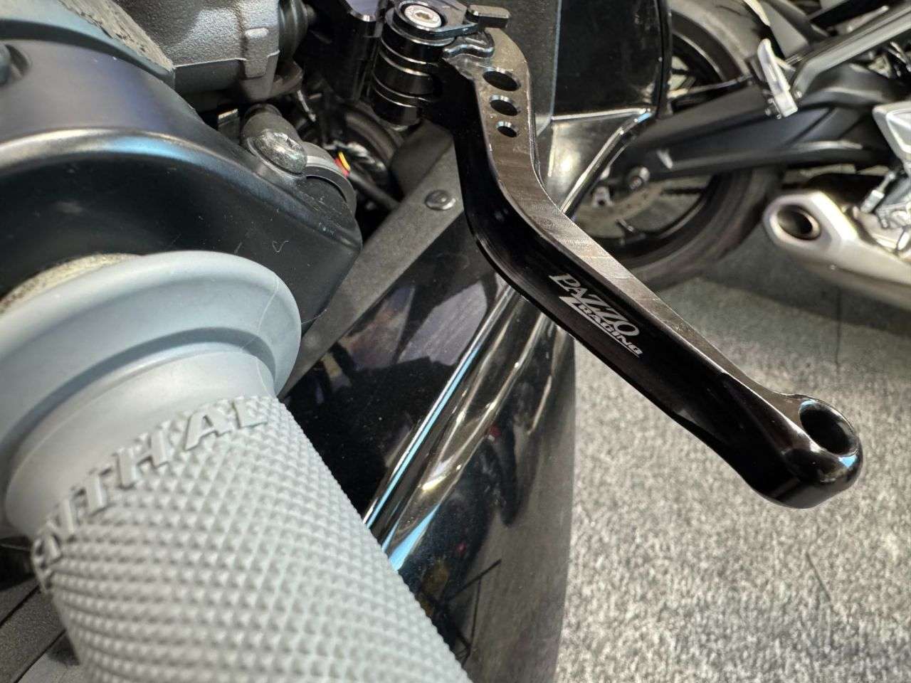 2012 KAWASAKI NINJA ZX-6R 2012 KAWASAKI NINJA ZX-6R