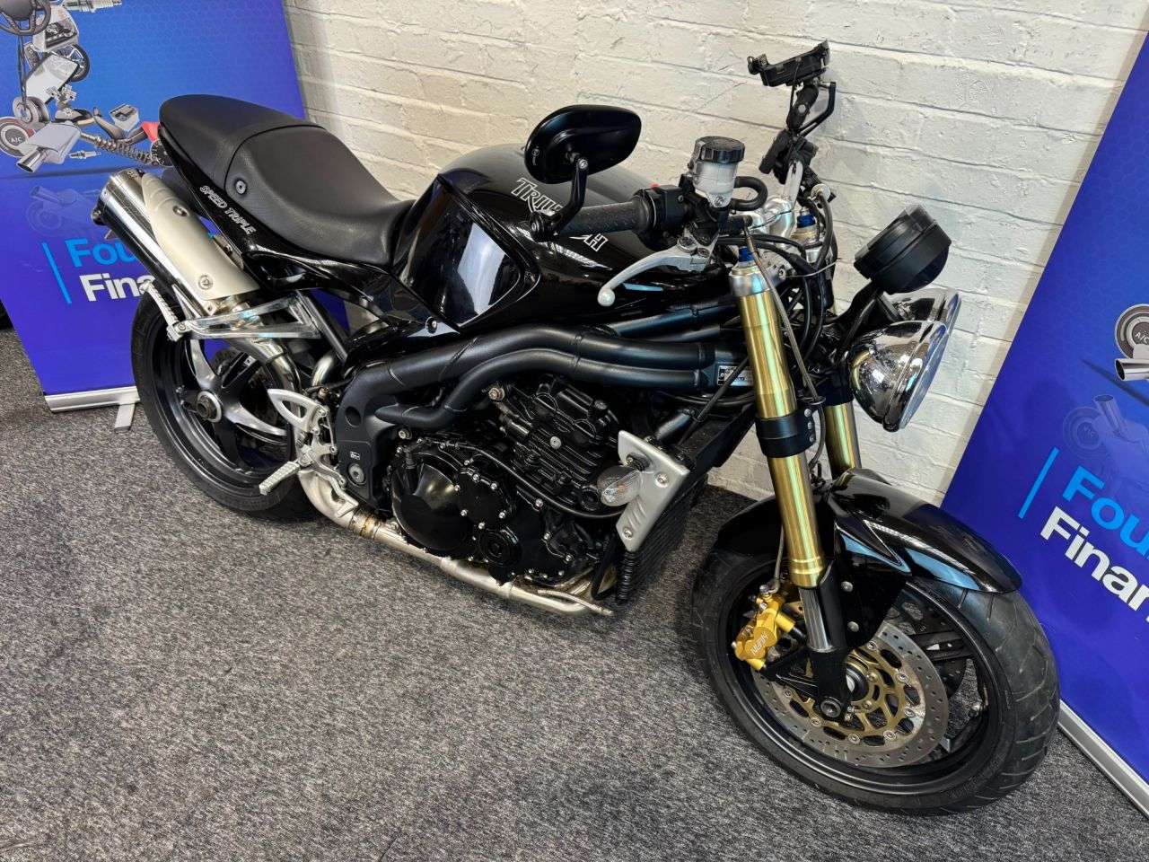 2005 TRIUMPH SPEED TRIPLE 1050 2005 TRIUMPH SPEED TRIPLE 1050