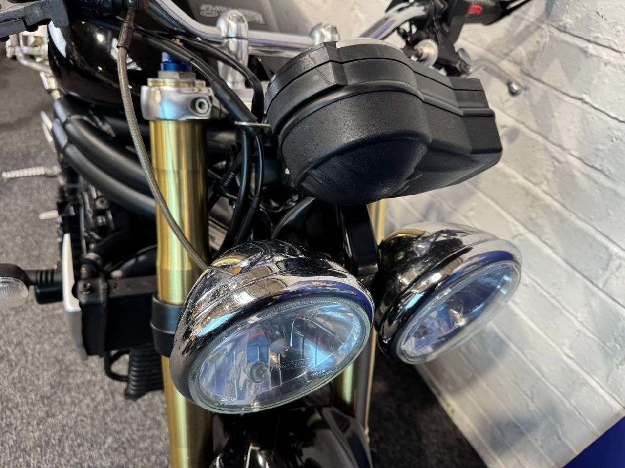 2005 TRIUMPH SPEED TRIPLE 1050 2005 TRIUMPH SPEED TRIPLE 1050