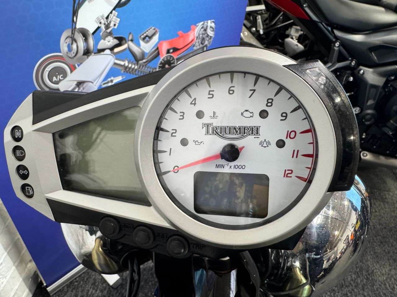 2005 TRIUMPH SPEED TRIPLE 1050 2005 TRIUMPH SPEED TRIPLE 1050