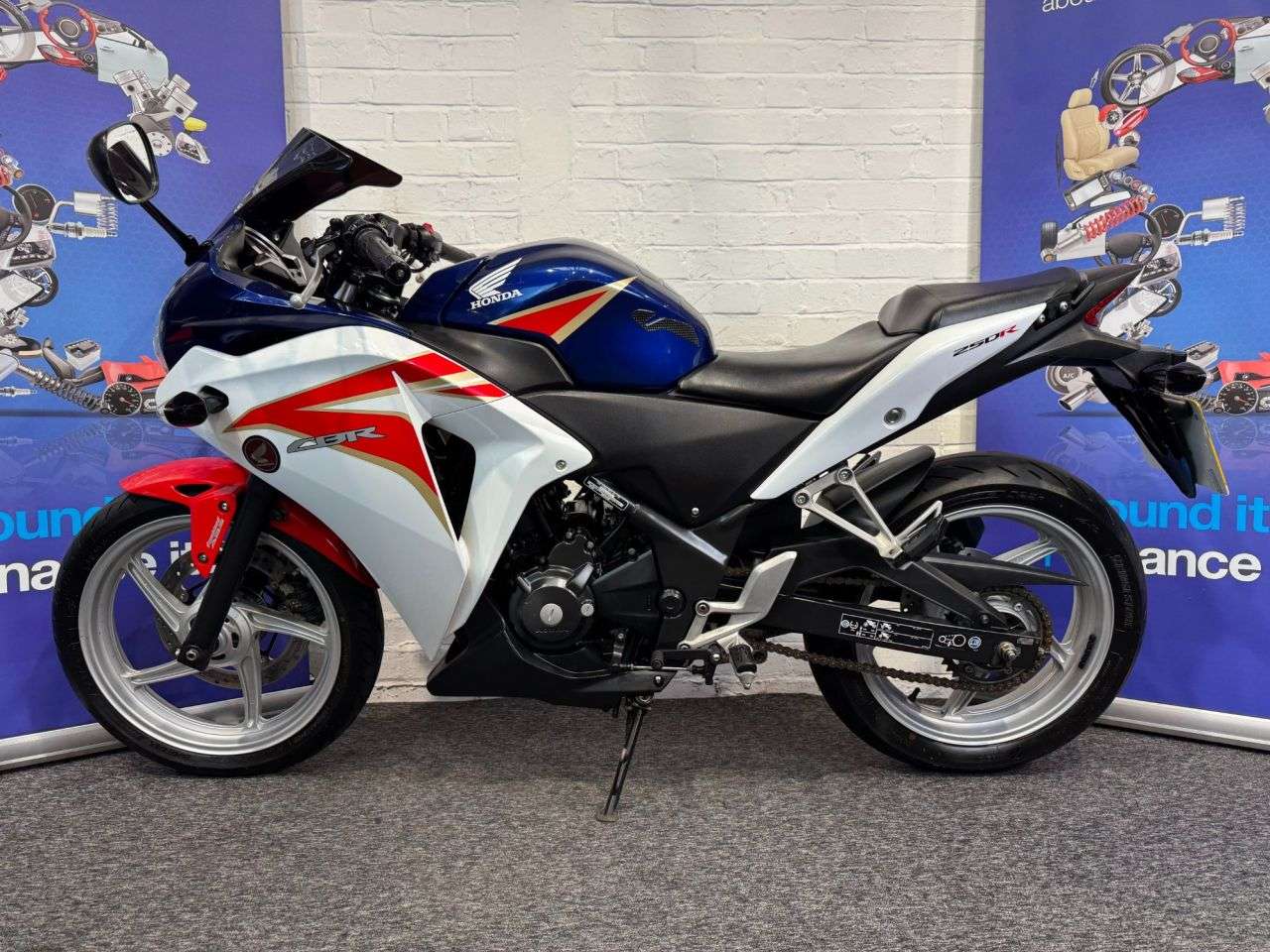 2015 HONDA CBR250R 2015 HONDA CBR250R