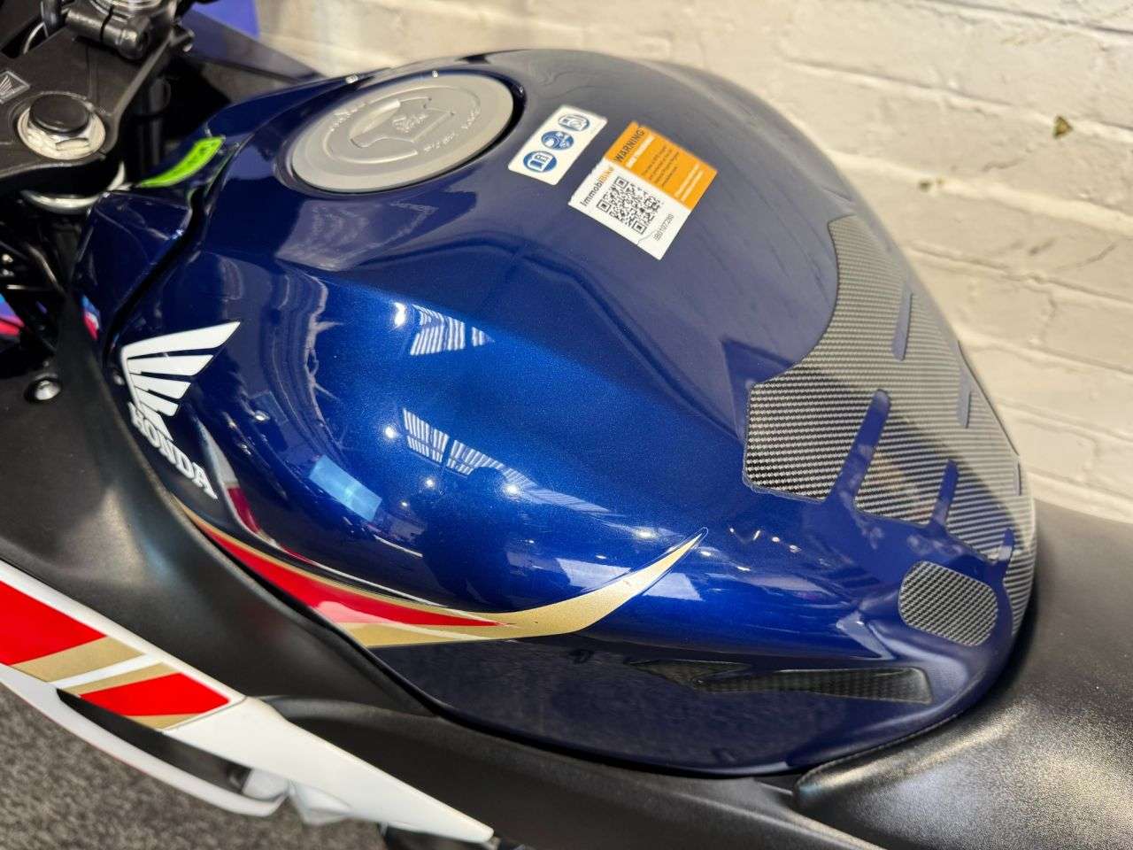 2015 HONDA CBR250R 2015 HONDA CBR250R