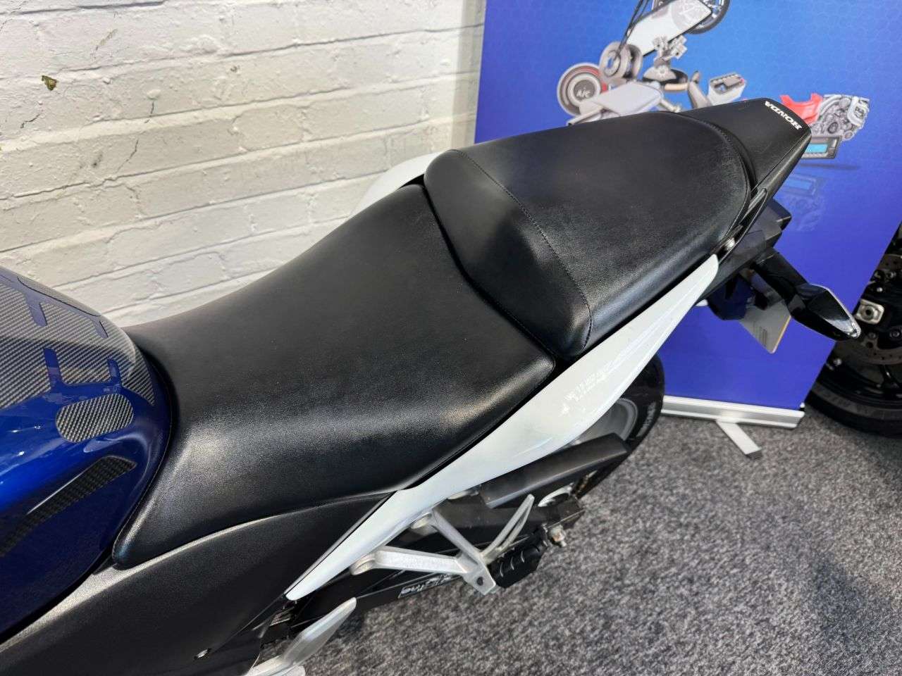 2015 HONDA CBR250R 2015 HONDA CBR250R