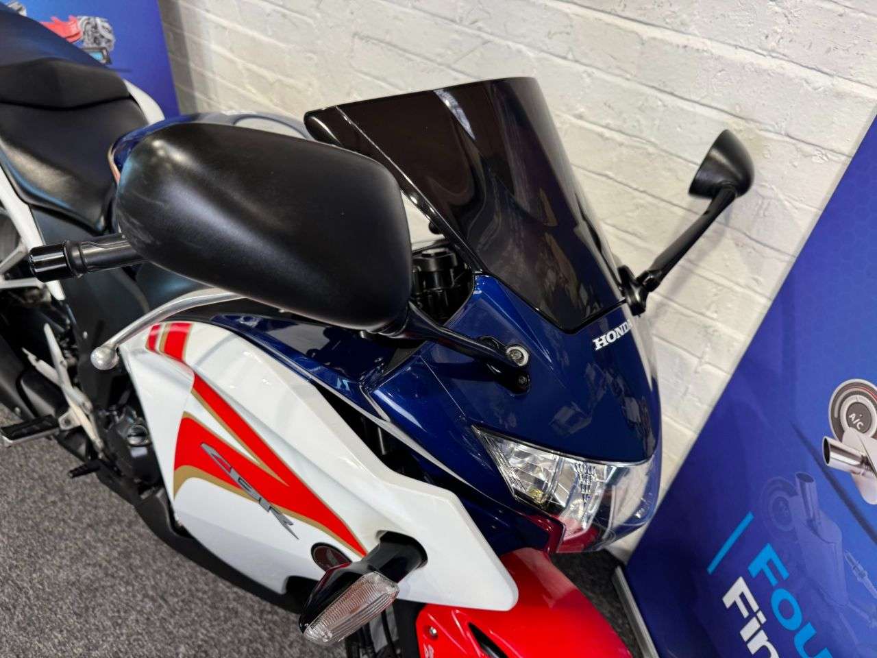 2015 HONDA CBR250R 2015 HONDA CBR250R