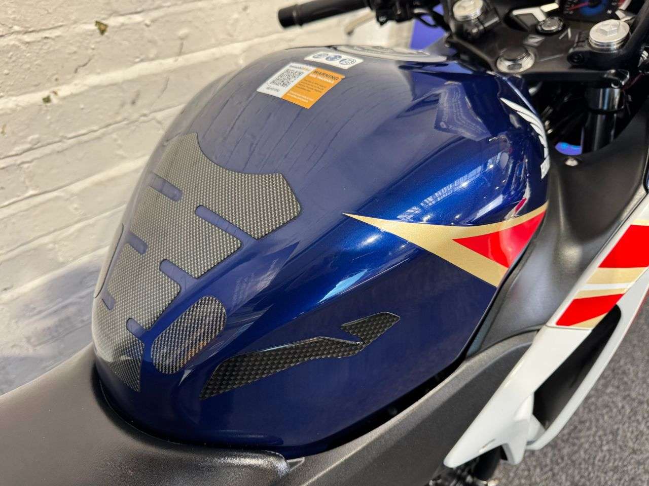 2015 HONDA CBR250R 2015 HONDA CBR250R