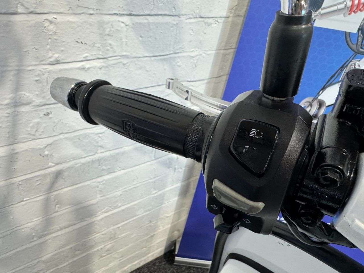 2021 ROYAL ALLOY GP 200 2021 ROYAL ALLOY GP 200