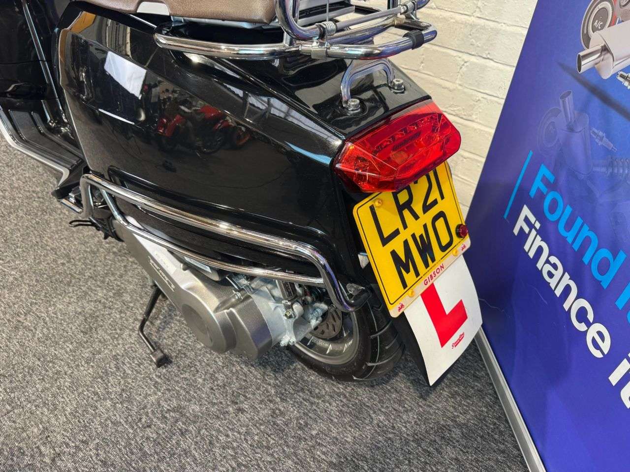 2021 LAMBRETTA V125 SPECIAL 2021 LAMBRETTA V125 SPECIAL