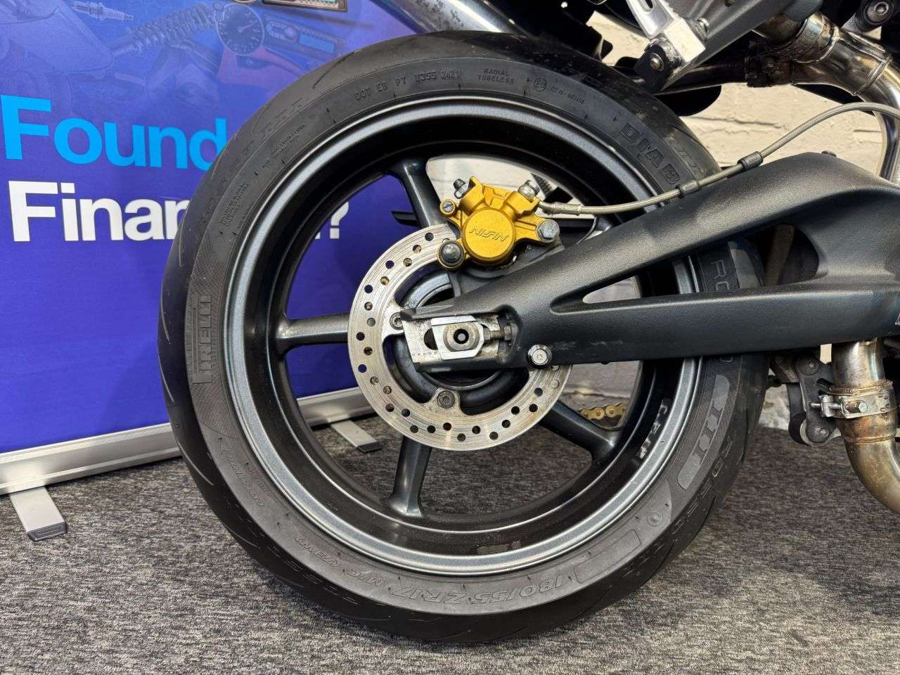 2010 TRIUMPH STREET TRIPLE 675 2010 TRIUMPH STREET TRIPLE 675