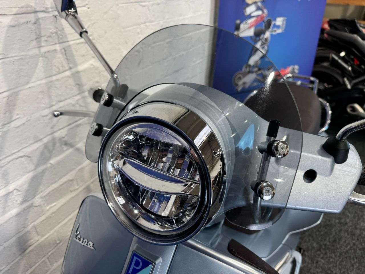 2023 PIAGGIO VESPA GTS 300 2023 PIAGGIO VESPA GTS 300