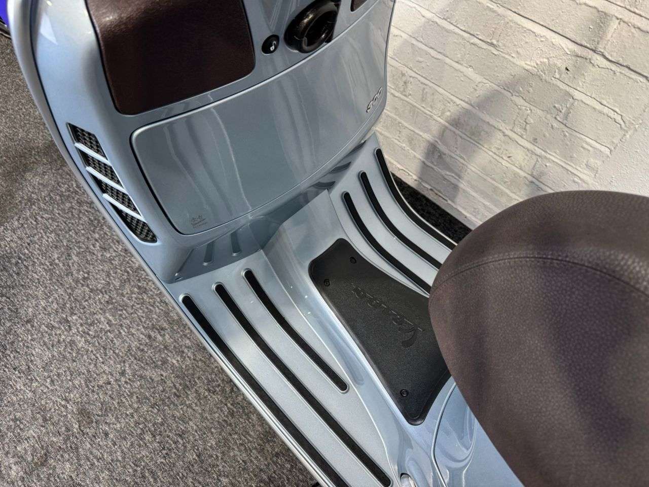 2023 PIAGGIO VESPA GTS 300 2023 PIAGGIO VESPA GTS 300