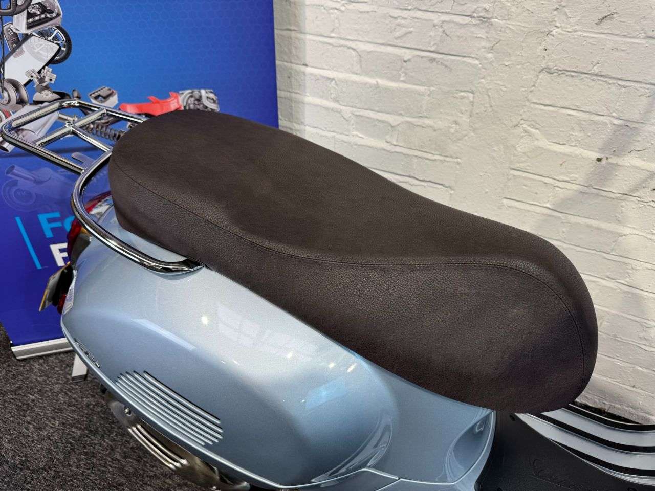 2023 PIAGGIO VESPA GTS 300 2023 PIAGGIO VESPA GTS 300