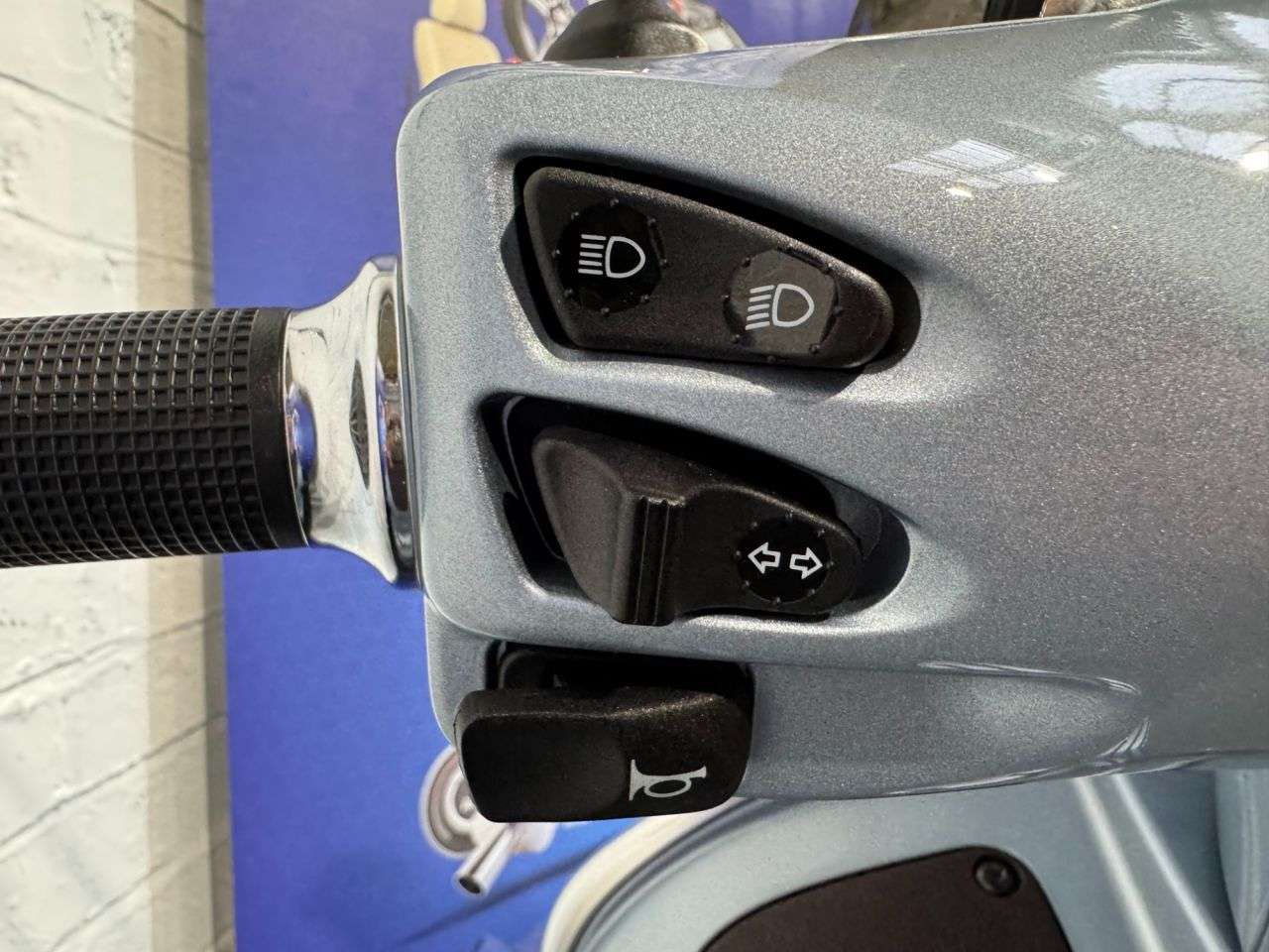 2023 PIAGGIO VESPA GTS 300 2023 PIAGGIO VESPA GTS 300