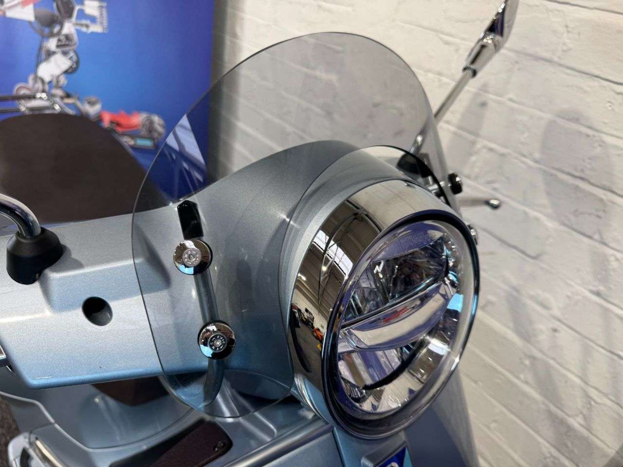 2023 PIAGGIO VESPA GTS 300 2023 PIAGGIO VESPA GTS 300