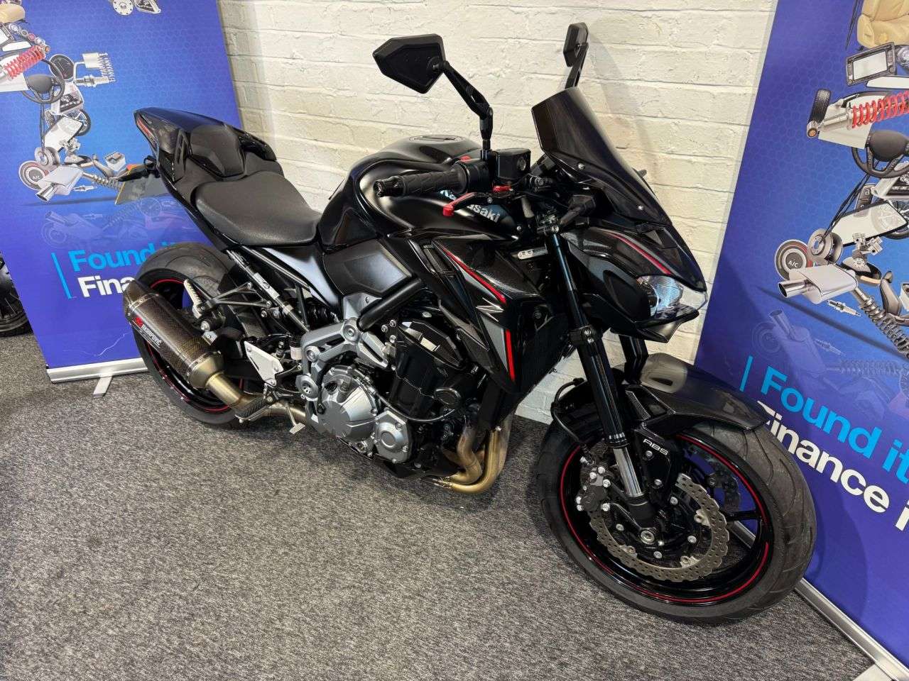 A 2018 KAWASAKI Z900 Z900 FINANCE WARRANTY DELIVERY A 2018 KAWASAKI Z900 Z900 FINANCE WARRANTY DELIVERY