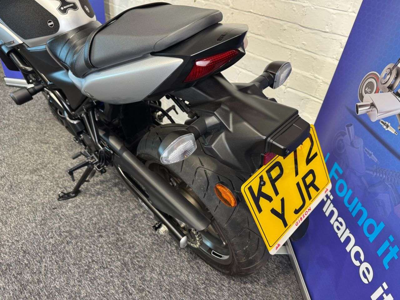 2022 SUZUKI SV650X 2022 SUZUKI SV650X