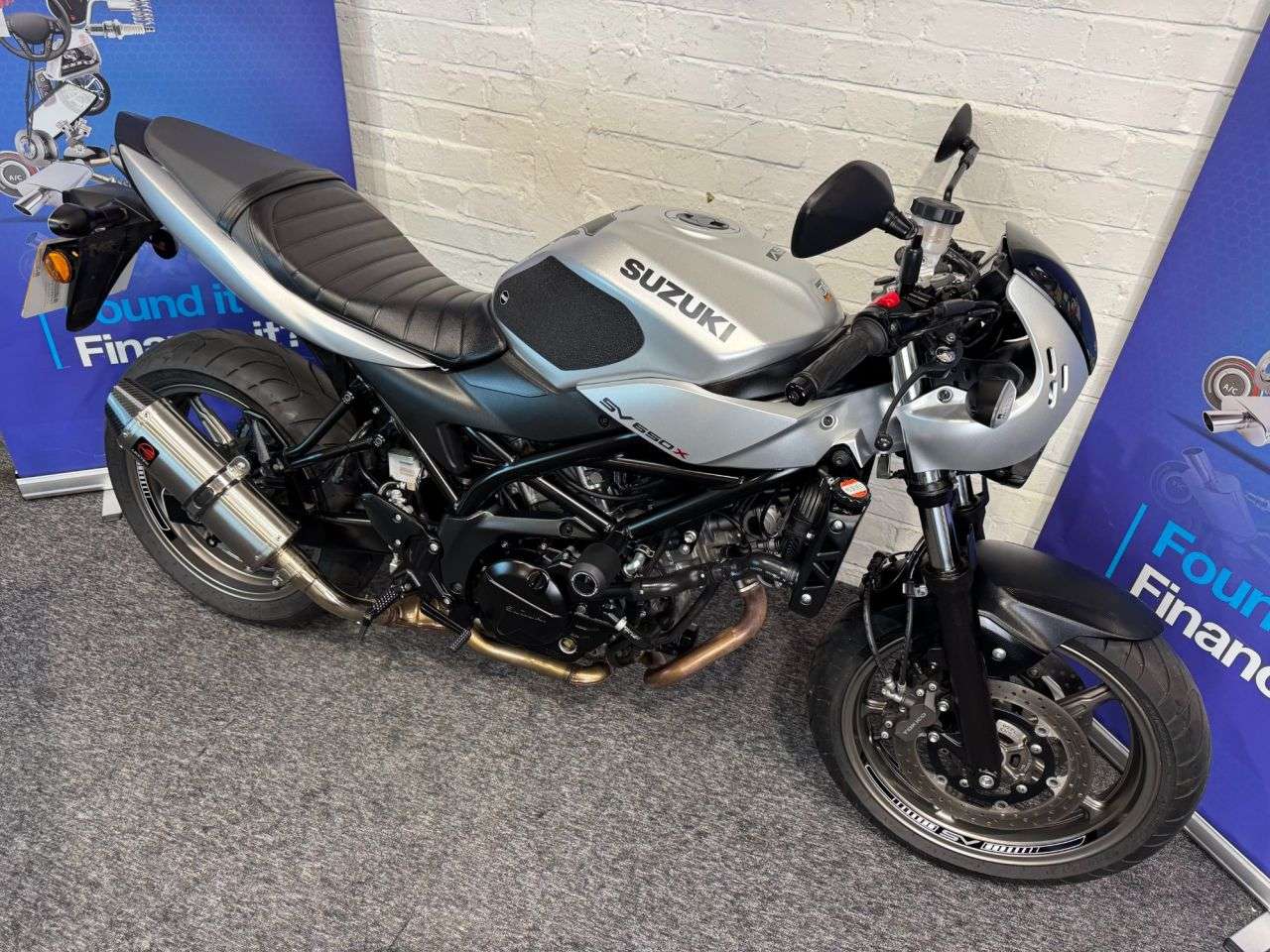 A 2022 SUZUKI SV650X SV650 X FINANCE WARRANTY DELIVERY A 2022 SUZUKI SV650X SV650 X FINANCE WARRANTY DELIVERY