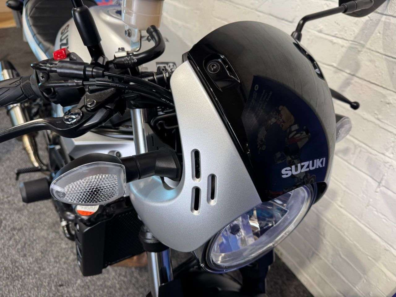 2022 SUZUKI SV650X 2022 SUZUKI SV650X