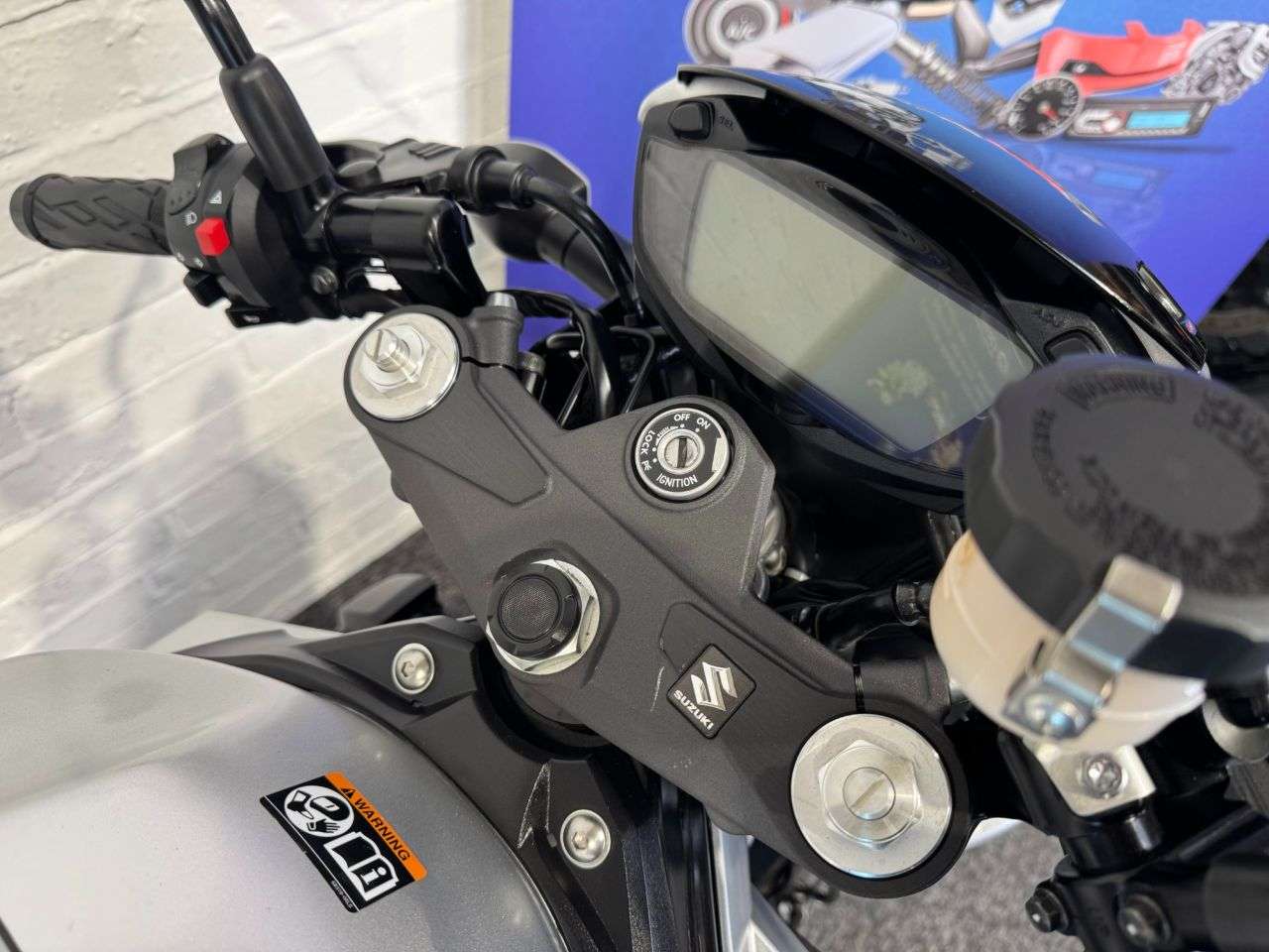 2022 SUZUKI SV650X 2022 SUZUKI SV650X