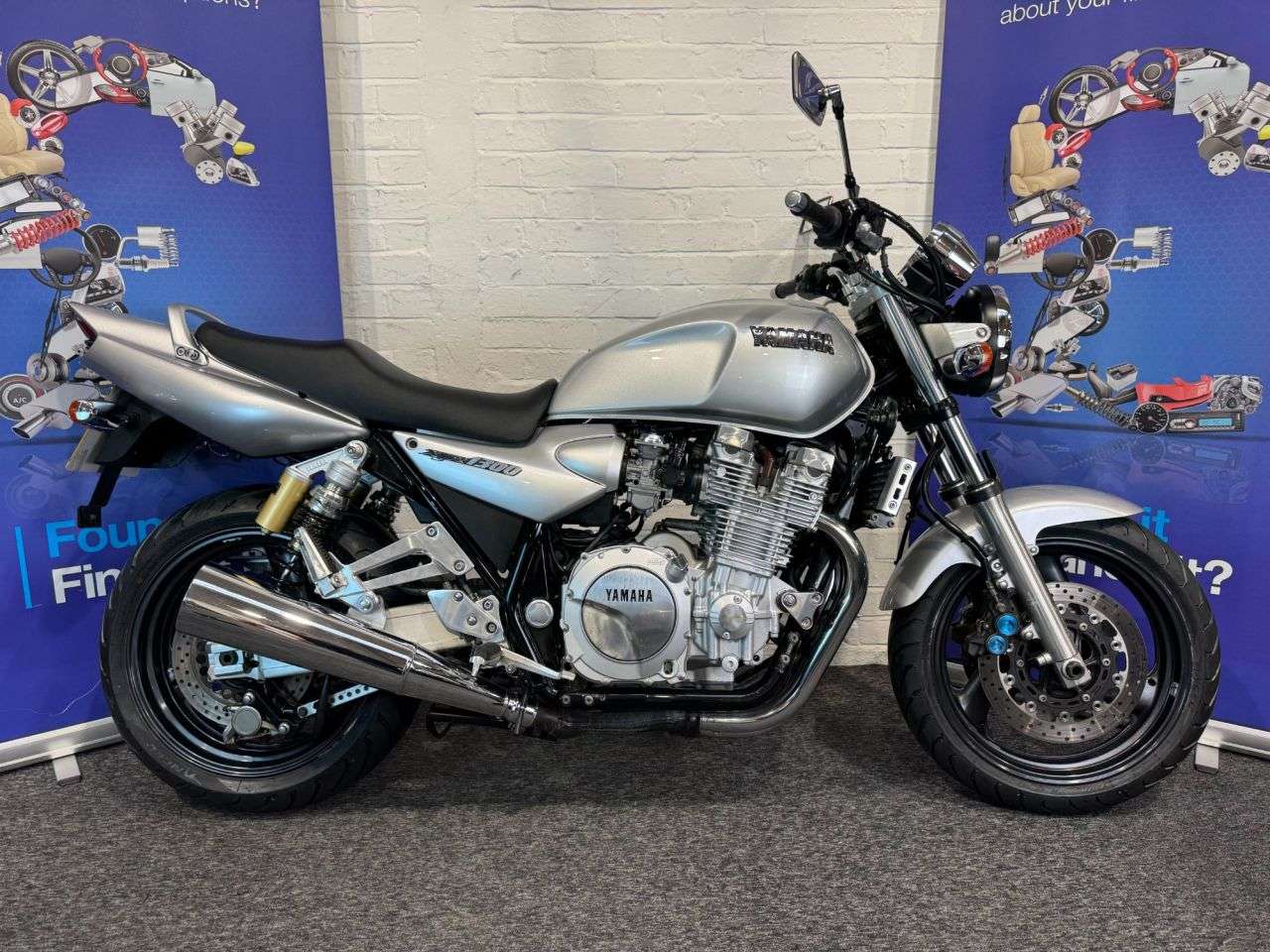 A 2000 YAMAHA XJR1300 XJR 1300 FINANCE WARRANTY DELIVERY A 2000 YAMAHA XJR1300 XJR 1300 FINANCE WARRANTY DELIVERY