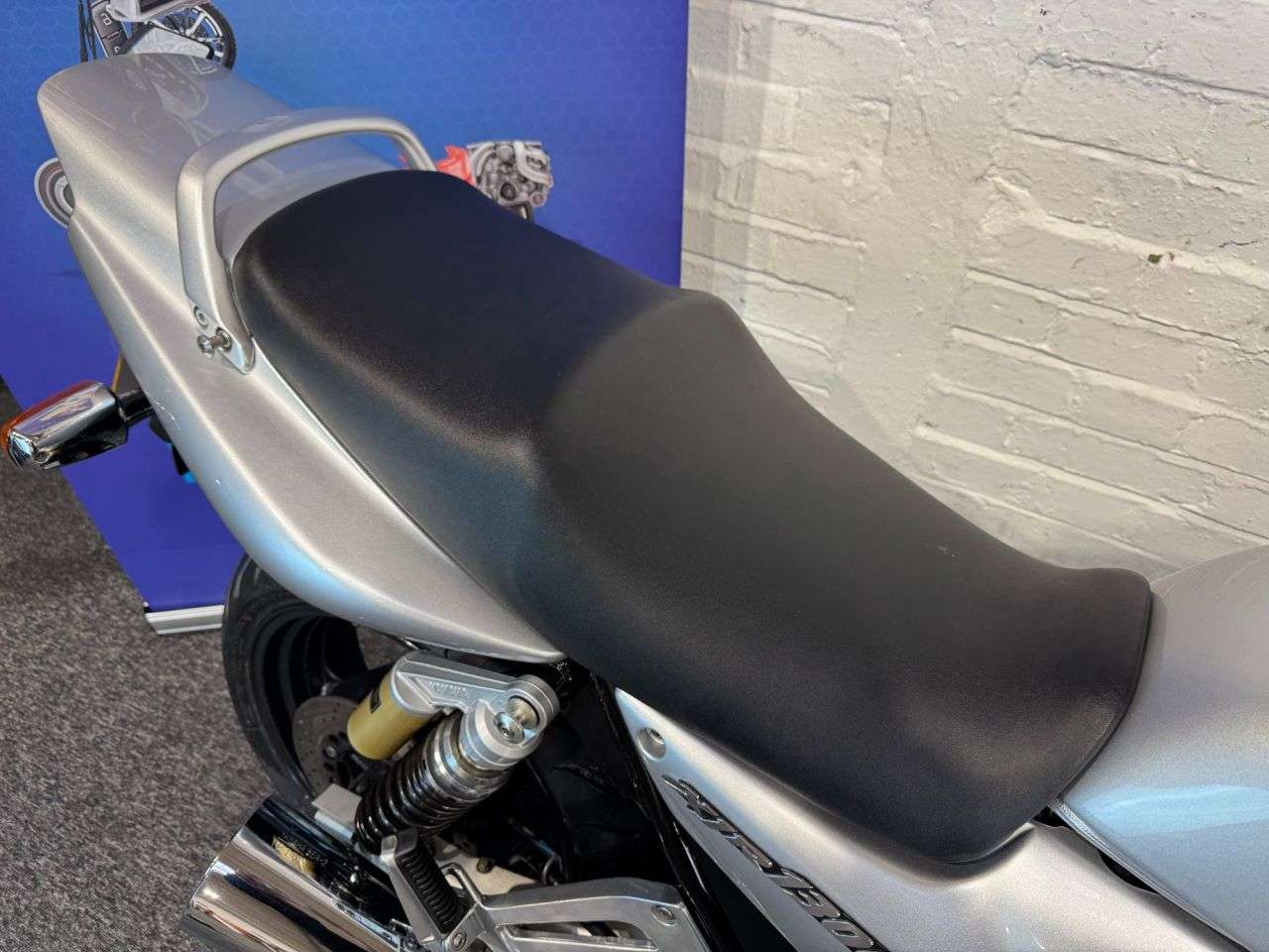 2000 YAMAHA XJR1300 2000 YAMAHA XJR1300