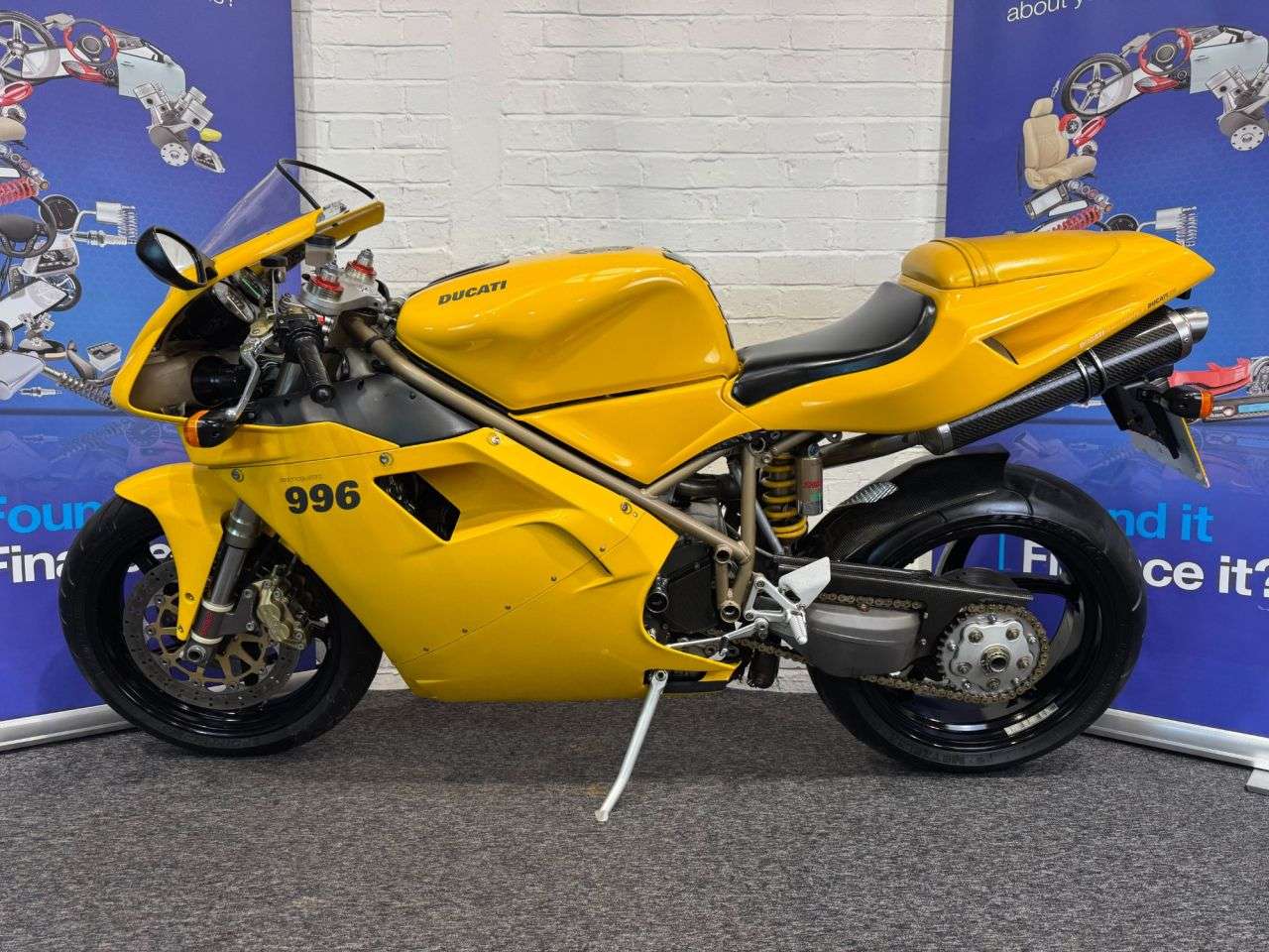 A 1999 DUCATI 996 996 BIPOSTO FINANCE WARRANTY DELIVERY A 1999 DUCATI 996 996 BIPOSTO FINANCE WARRANTY DELIVERY