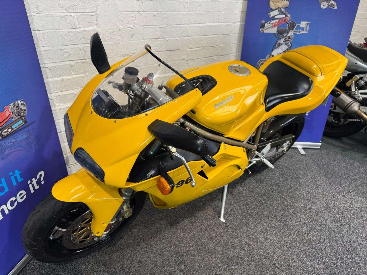1999 DUCATI 996 1999 DUCATI 996